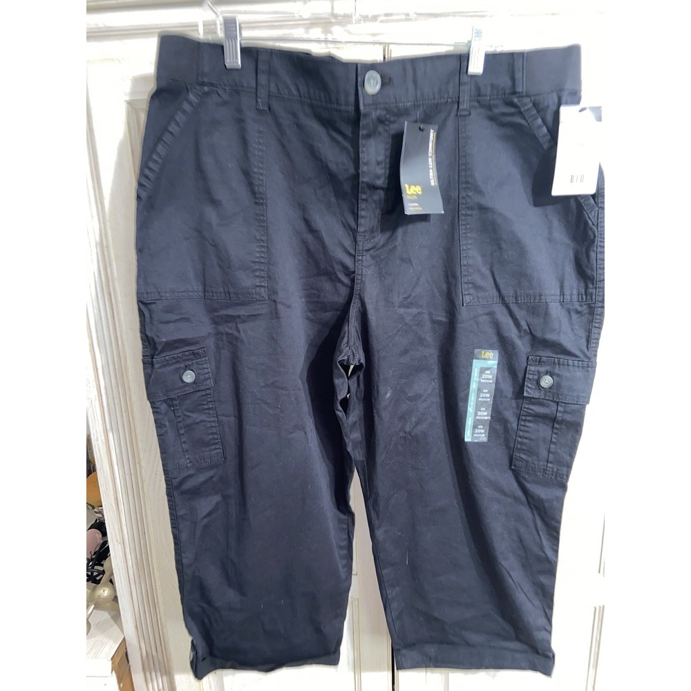 Lee Plus Womens 20W Black Capri Pants Mid Rise Ultra Lux Comfort NWT